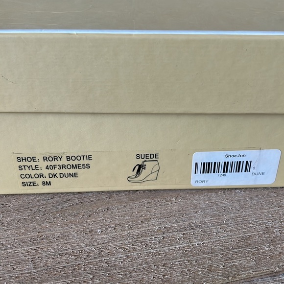 Michael Kors Rory Bootie Wedge - Picture 5 of 5